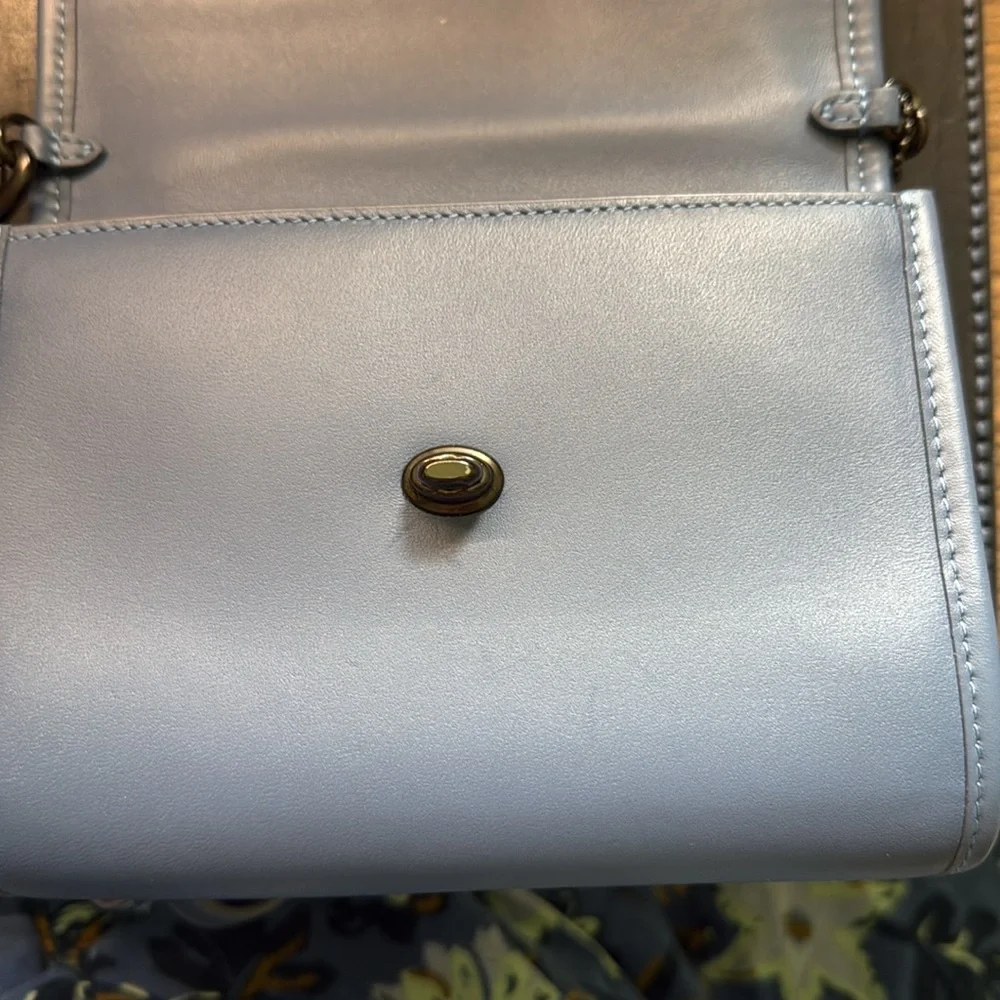 Coach Kip Turnlock crossbody - Picture 5 of 8